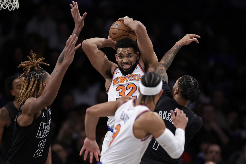 曼城中场 曼城中场